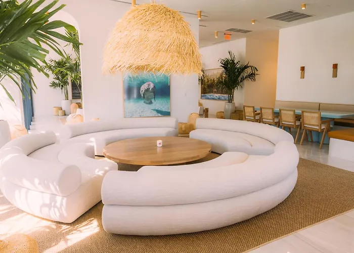 Flow Miami Hotel
